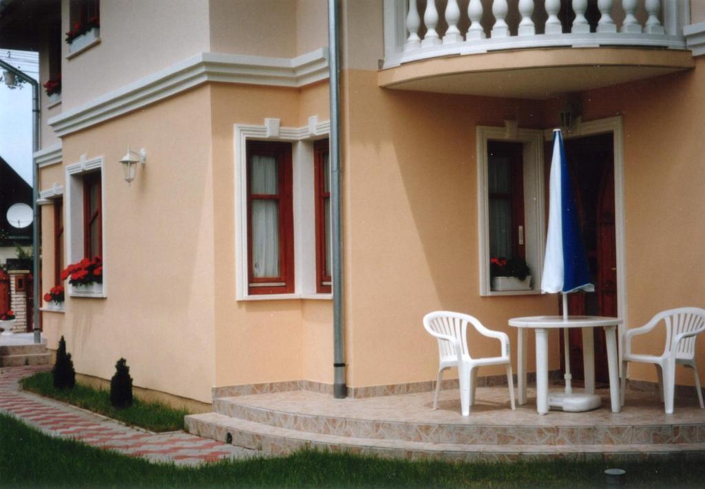 Dessewffy Guesthouse Zamardi Exterior photo